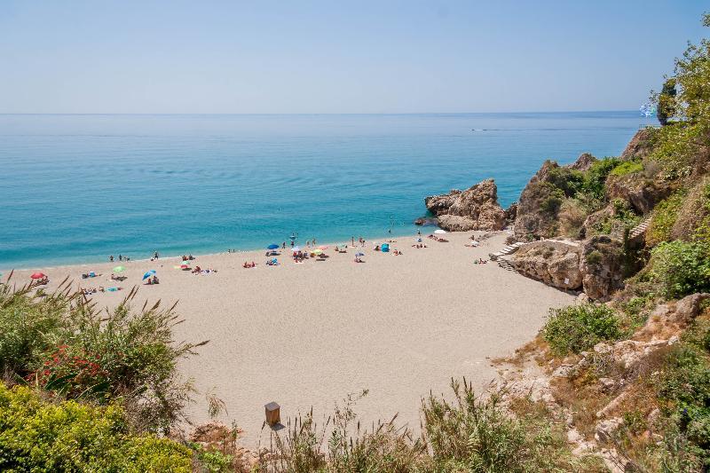 Marimel Nerja Alojamientos Экстерьер фото